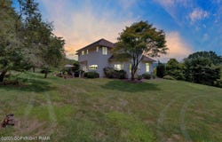 648 Marion Lane, Brodheadsville, PA 18322