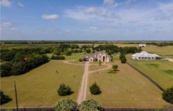 4026 Howard Road, Waxahachie, TX 75168