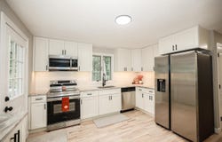 14 Richard Court, Raymond, NH 03077