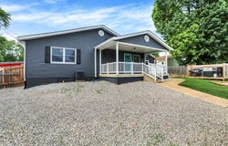 121 Ursal Lane, Greenwood, IN 46143