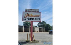 2528 Spring Avenue SW, Decatur, AL 35601