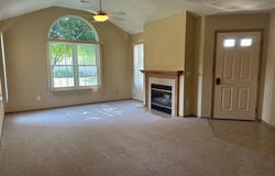 2328 Willowside Lane, Grove City, OH 43123