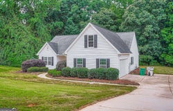 4642 Devencrest, Buford, GA 30519