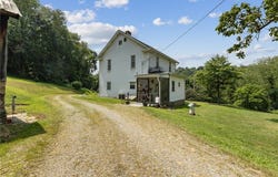 382 Cowboy Rd, Conemaugh/Young Twps - IND, PA 15725