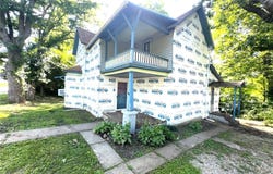 1112 Center Street, Bismarck, MO 63624