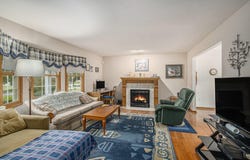 1142 N Peach Court, Plainwell, MI 49080