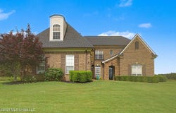 39 Winter Oaks Drive, Lamar, MS 38642