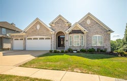 205 Harbor View, Fenton, MO 63026