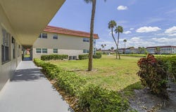 76 Royal Oak Drive, Vero Beach, FL 32962