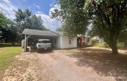 304 Logan Street, Wister, OK 74966