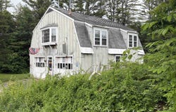 977 Dana Hill Road, New Hampton, NH 03256