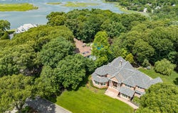 14 Eagle Landing, Mount Sinai, NY 11766