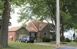 11 W Maxwell Dr, Shelby, OH 44875