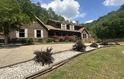 357 Fred's Fork, Prestonsburg, KY 41653