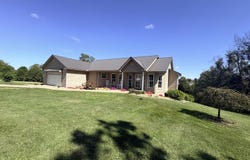 6003 Tobacco Road, Maysville, KY 41056