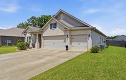 1828 Magnolia Ln SE, Cullman, AL 35055
