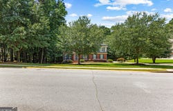 230 Highview Trace, Fayetteville, GA 30215