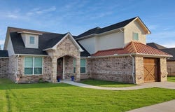 940 E 5th Street, Springtown, TX 76082