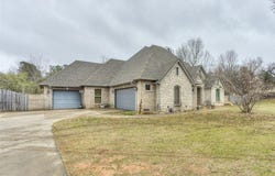 600 N Henney Road, Choctaw, OK 73020