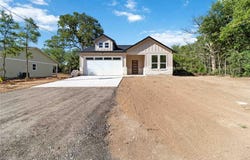 150 Palikea CT, Bastrop, TX 78602