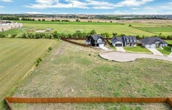 593 Highview Court, Godley, TX 76044
