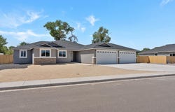 1370 Nevada Pacific Boulevard, Fernley, NV 89408
