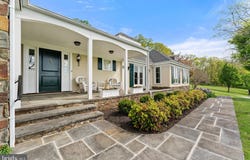 8300 FALCON GLEN ROAD, WARRENTON, VA 20186