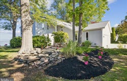 702 BAYSIDE DR, STEVENSVILLE, MD 21666