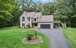 12 Bog Meadow Run, Saratoga Springs, NY 12866