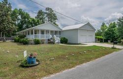 107 Faith Avenue, Sopchoppy, FL 32358
