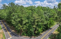 103 Hickory Hill Drive SE, Milledgeville, GA 31061