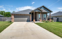 1402 N Mason Street, Bowie, TX 76230