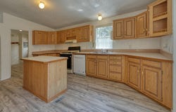 994 MOUNTAIN VALLEY Road, Edgewood, NM 87015