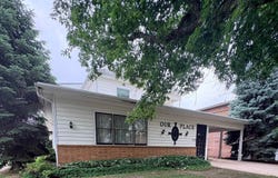 114 E 3RD ST, Storm Lake, IA 50588