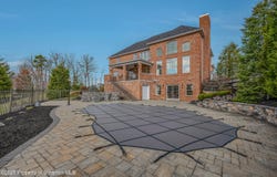 314 Glenmaura Drive, Moosic, PA 18507
