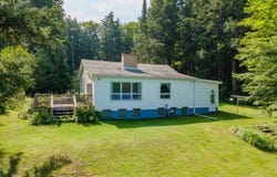 127 Bass Lake, Iron River, MI 49935