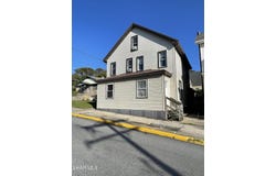 419-421 2nd Street, Cresson, PA 16630