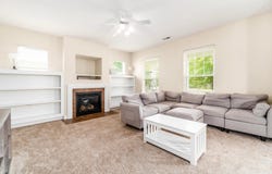 206 Lamplight Court, Delaware, OH 43015