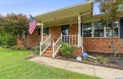 302 Cherry Street NW, Hartselle, AL 35640