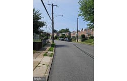 833 GRANT ROAD, FOLCROFT, PA 19032