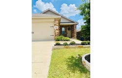 1215 Nursery Drive, Forney, TX 75126