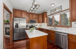 10840 57th Avenue N, Plymouth, MN 55442