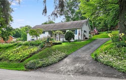 1042 Millwood Road, Derry Twp, PA 15627