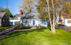 37 Lewis Lane, West Hartford, CT 06107