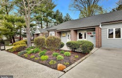 445 WHITE HORSE AVENUE, HAMILTON, NJ 08610