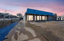 233 N Hampton Road, DeSoto, TX 75115