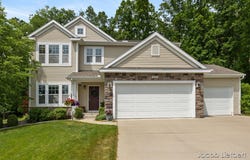 9231 Trafalgar Drive SE, Alto, MI 49302