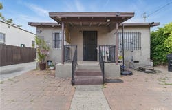 907 E 109th Place, Los Angeles, CA 90059