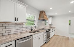 9224 Cottage Park Drive N, Mobile, AL 36695
