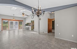 6454 Camino De Burlon Road, Rochester, IL 62563